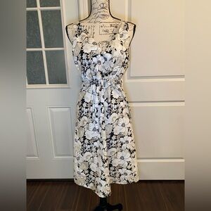 Jennifer & Grace Cotton Black, White, and Tan‎ Floral Dress - Size Large L